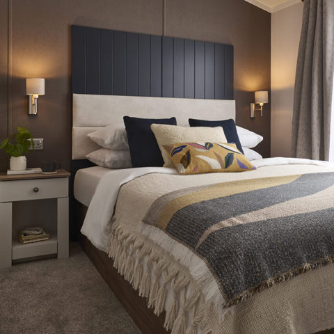 Edmonton Main Bed