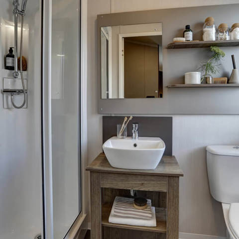 Montreal En Suite