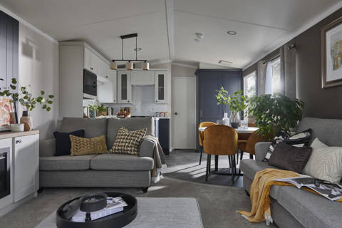 Margaux Lounge